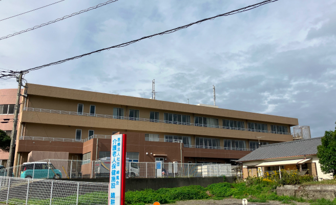 介護老人保健施設（入所88名、通所20名規模）